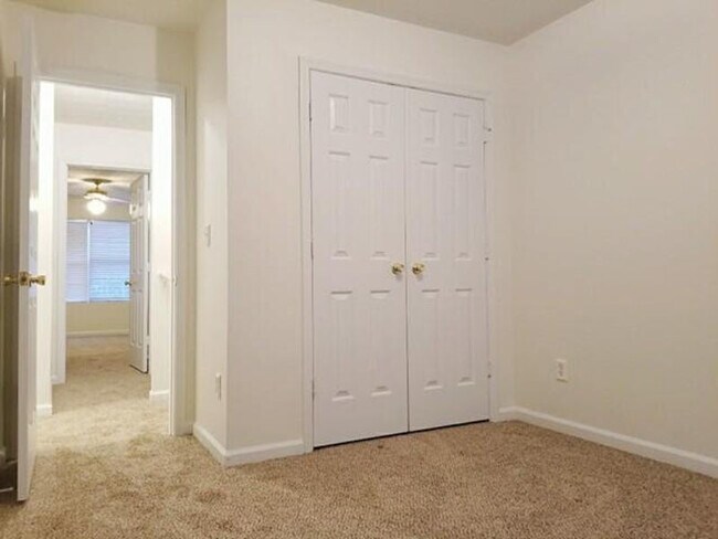 Building Photo - 2510 Marlin Dr
