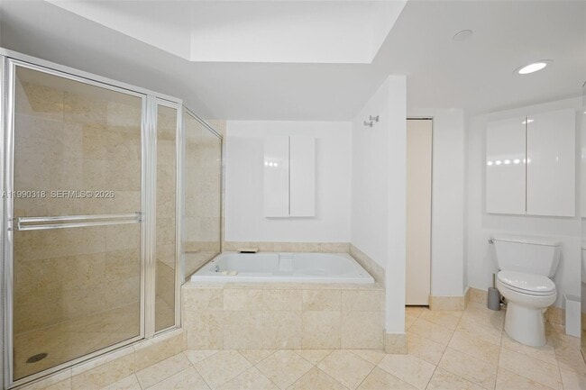 Building Photo - 21055 Yacht Club Dr