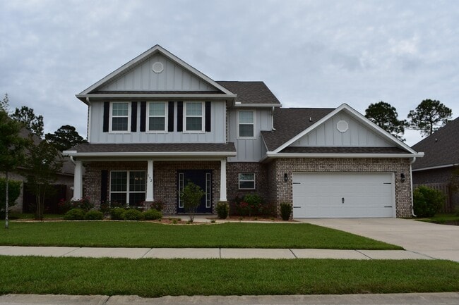 Building Photo - 4 Bedroom 3.5 Bath Home for rent in Hammock Bay