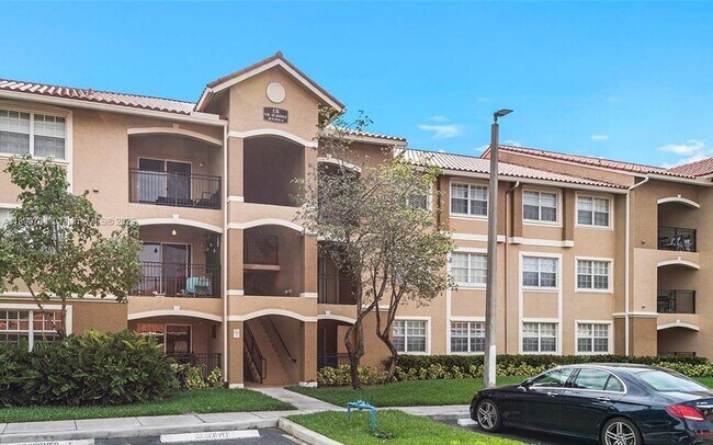 Primary Photo - 100 SW 117th Terrace