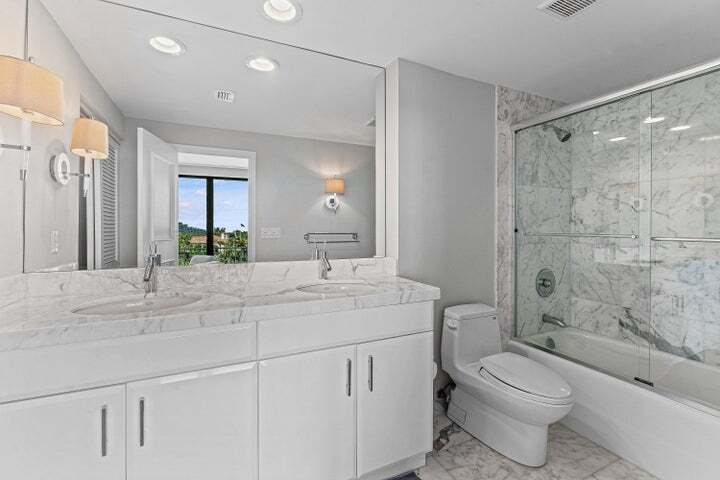 Building Photo - 2275 S Ocean Blvd