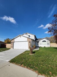 Building Photo - Cute Meridian Home