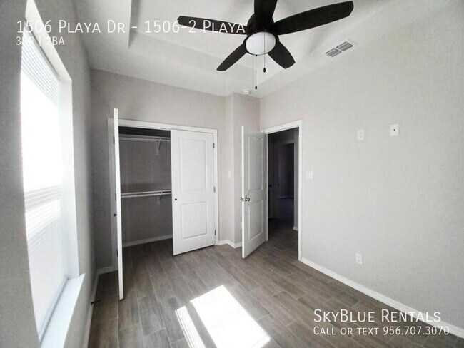 Building Photo - 1506 Playa Dr