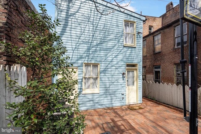 Building Photo - 1627 Aliceanna St