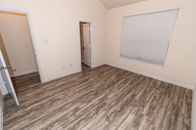 Building Photo - 3619 Spy Glass Hill Dr