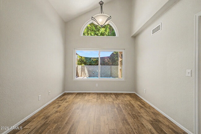 Building Photo - 842 W Sun Coast Dr