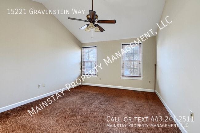 Building Photo - 15221 Gravenstein Way