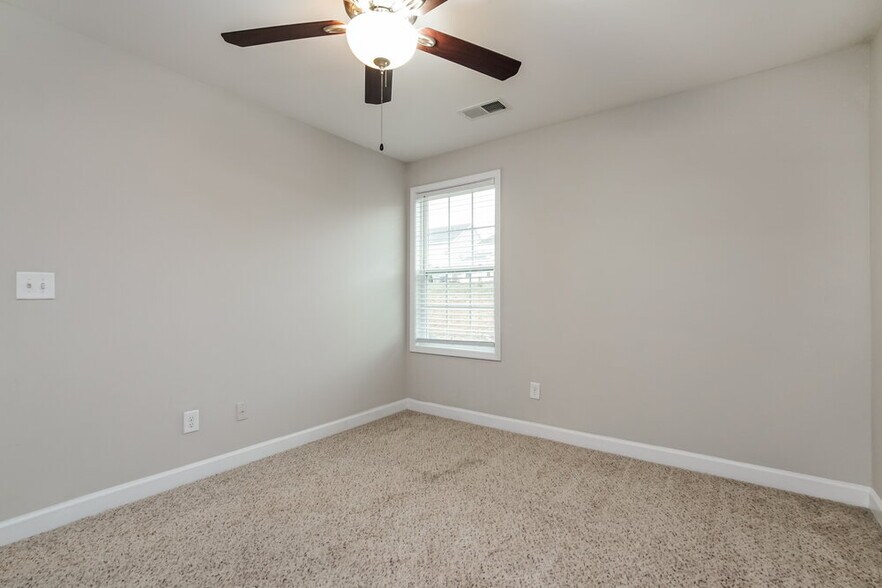 Building Photo - 252 Lanier Pl