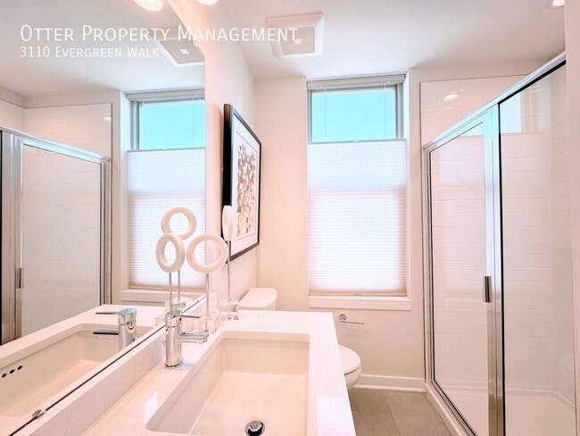 Building Photo - 3110 Evergreen Walk
