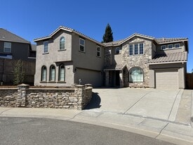Building Photo - 5241 Treepond Ct