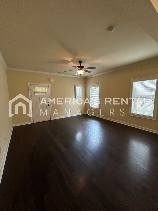 Building Photo - DEPOSIT PENDING! Home in Hoover!!! View with 48 Hours Notice!