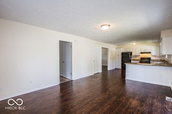 Building Photo - 3281 Cherry Lake Ln