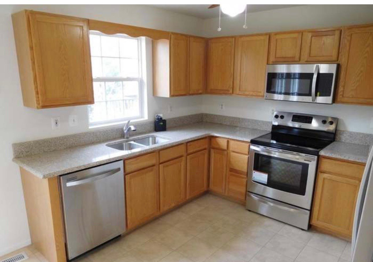 Building Photo - 5634 Crestwood Ct