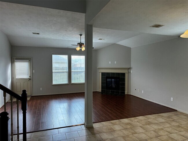 Building Photo - 25110 Ginger Ranch Dr