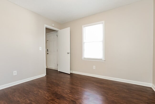 Building Photo - 4711 Pebble Ct