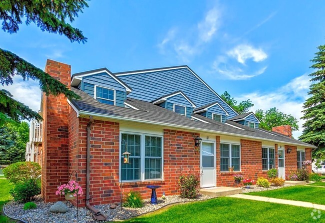 Building Photo - Wellington Townhomes