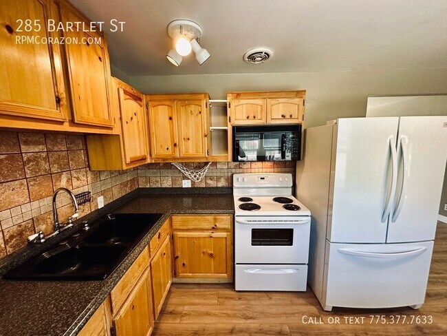 Building Photo - 285 Bartlet St-
