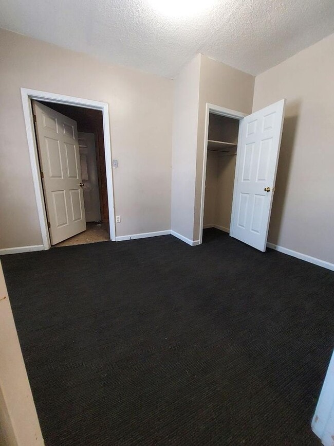 Building Photo - COMING SOON! Beautiful 3 bed Home!!!