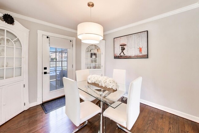 Building Photo - 4138 N Olcott Ave