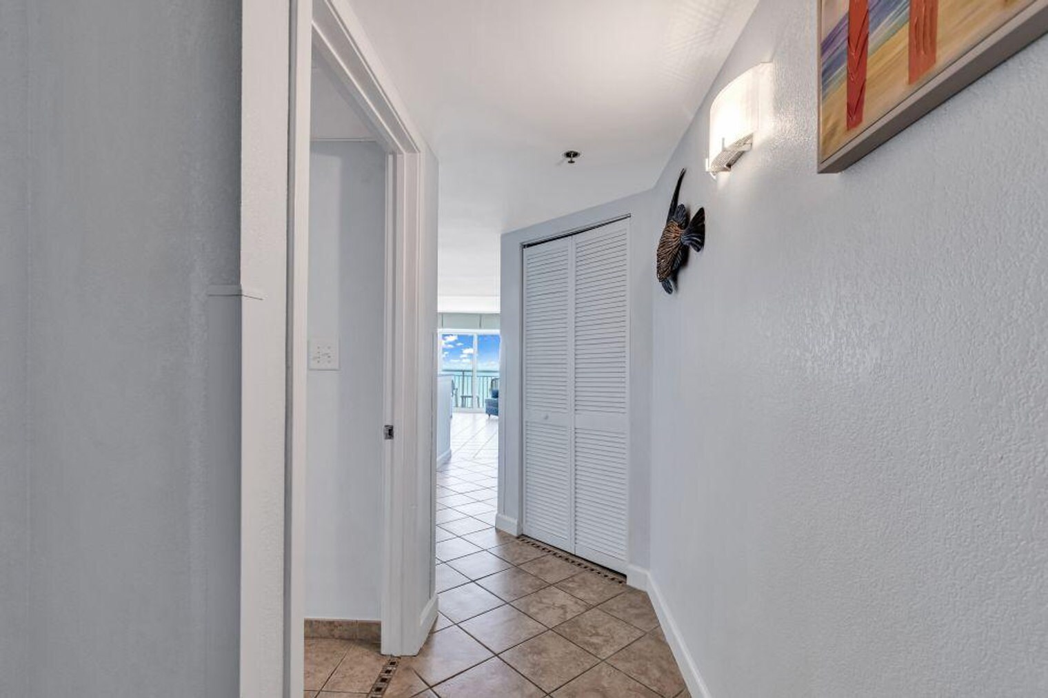 Building Photo - 2506 N Ocean Blvd