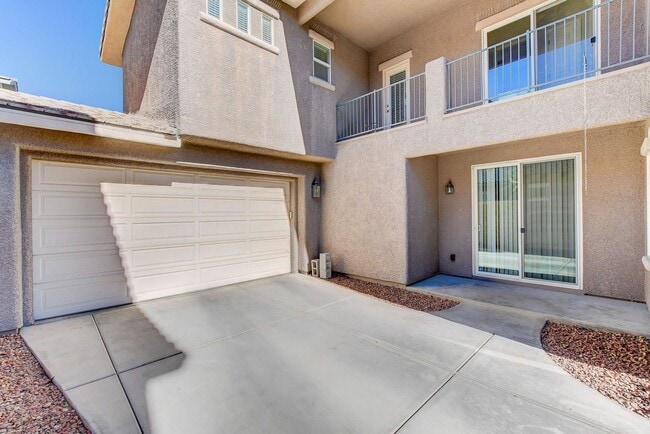 Building Photo - Summerlin Home - 3 Bedrooms + Small Loft +...
