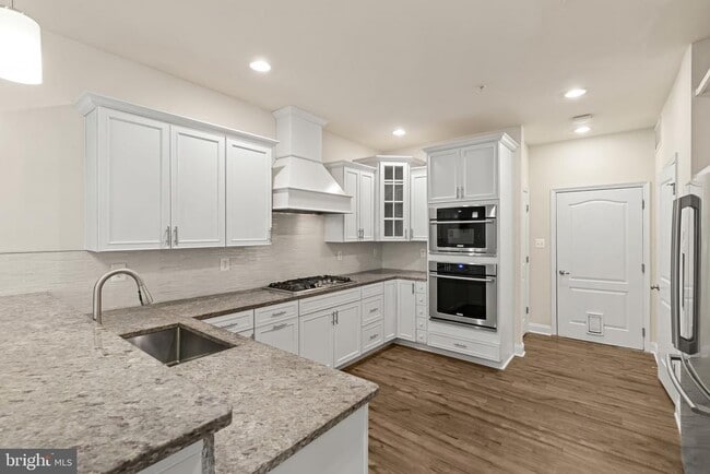 Building Photo - 7328 Harlow Wy