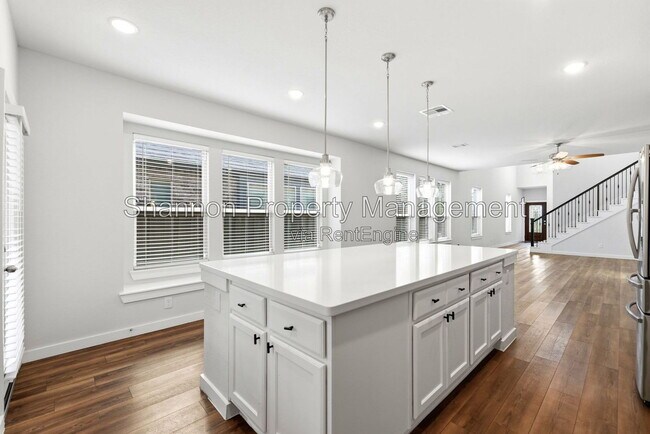 Building Photo - 8017 Whisper Grove Dr