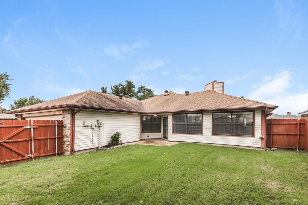 Building Photo - 3702 Knights Bridge Dr