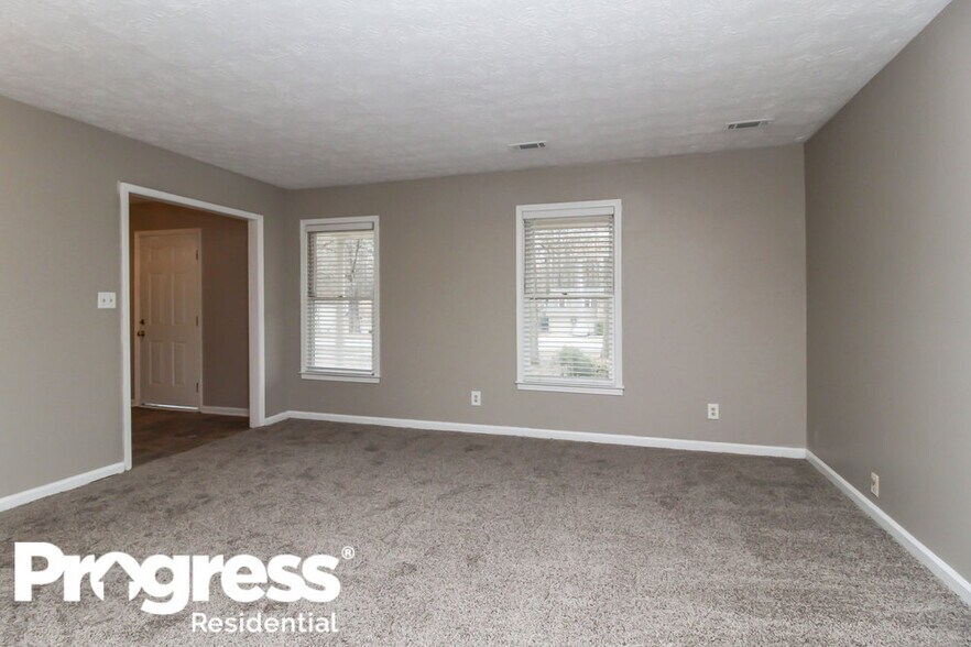 Building Photo - 505 Planceer Pl