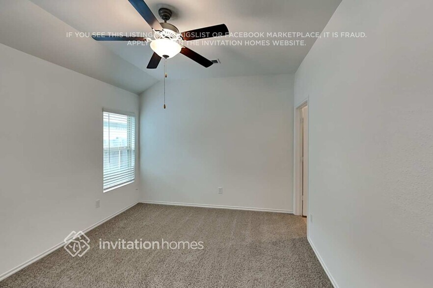 Building Photo - 18727 Faustina Way