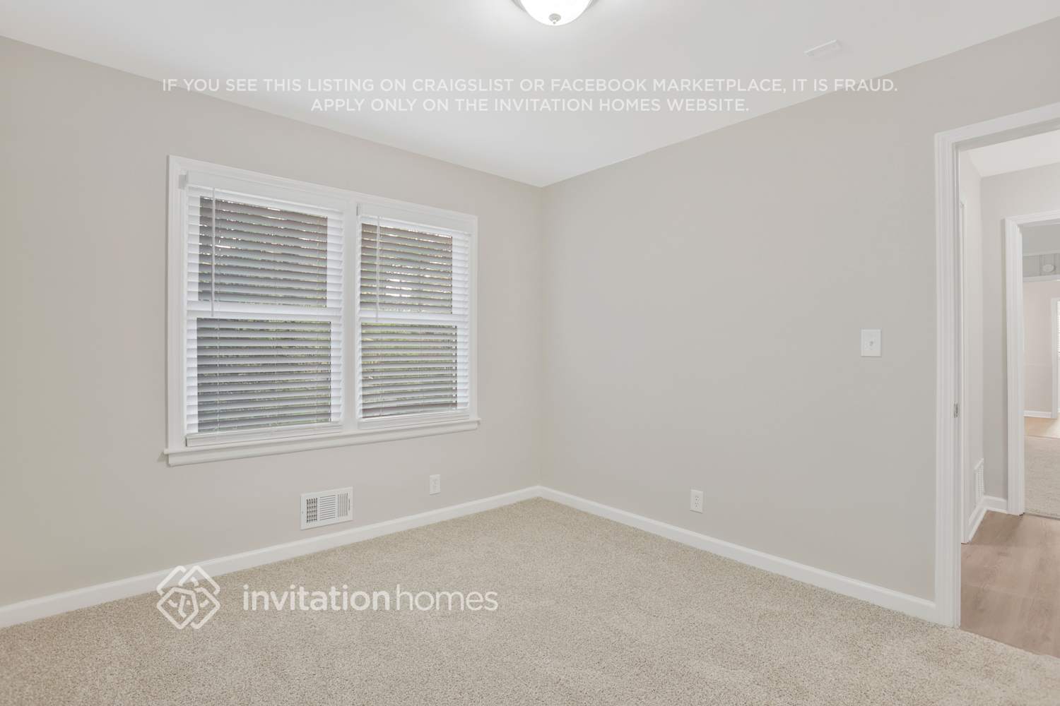 Building Photo - 2859 Monterey Dr