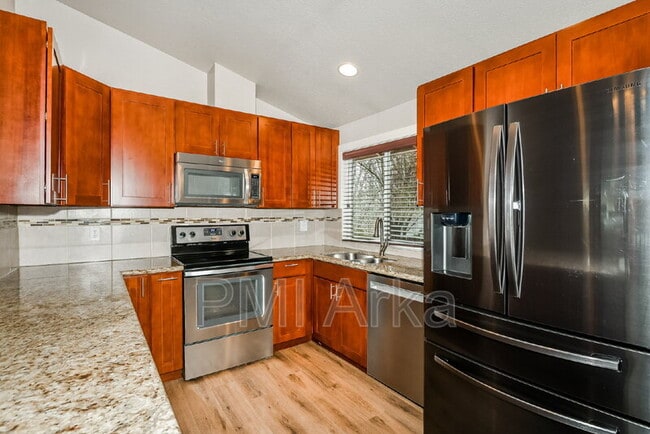 Building Photo - 320 166th Pl SE