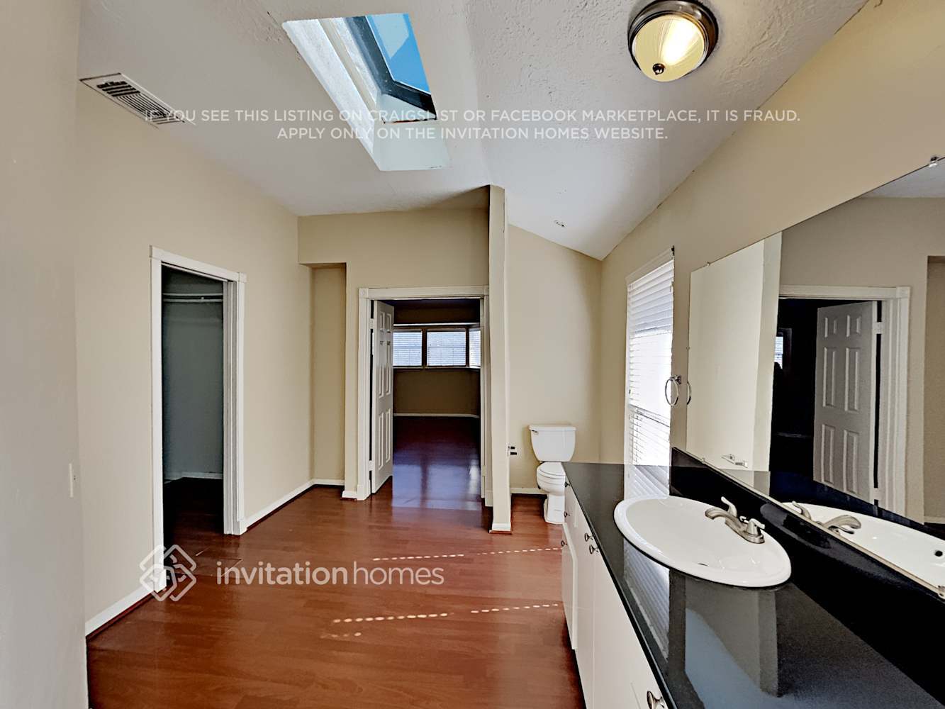 Building Photo - 12902 Skymeadow Dr