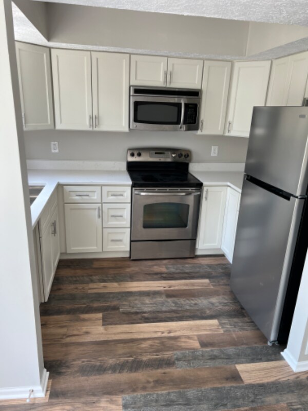 Building Photo - 5088 Dalmeny Ct