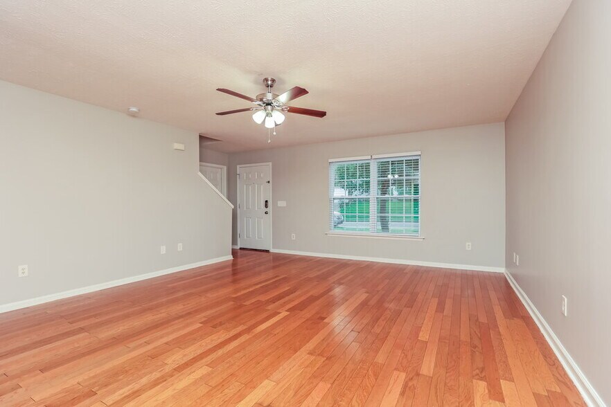 Building Photo - 145 Grovedale Trace
