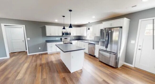 Building Photo - New 3-bedroom home!