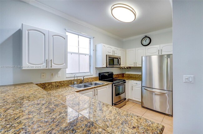 Building Photo - 11331 NW 44th Terrace