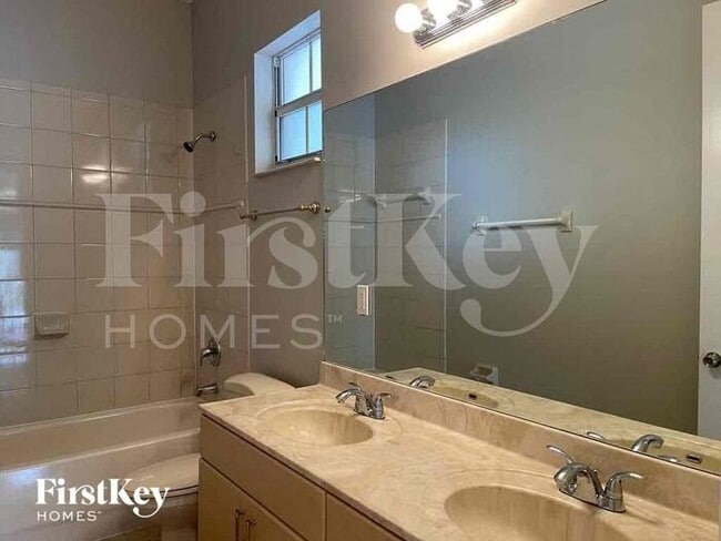 Building Photo - 16498 SW 288th Ln