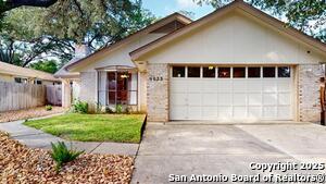 Primary Photo - 9023 Luzita Ln