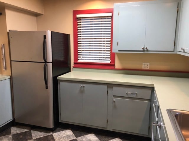 Kitchen - 273 Brackett St