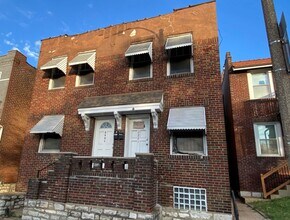 Building Photo - Gravois 1
