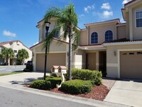 Building Photo - Stunning End-Unit Townhome with Boat Slip ...