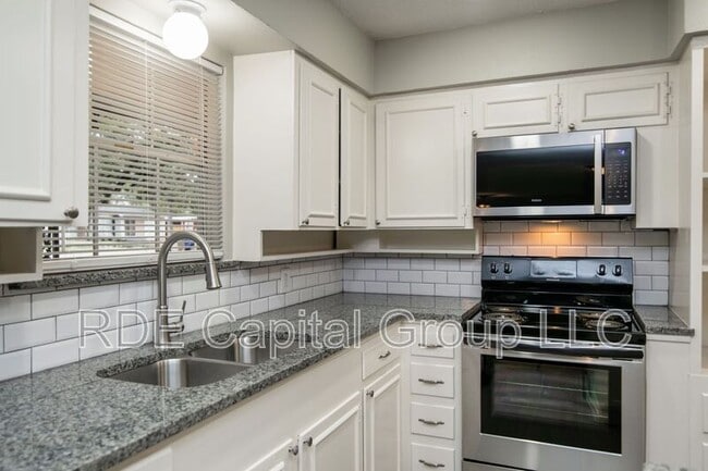 Building Photo - 4421 Ida Way