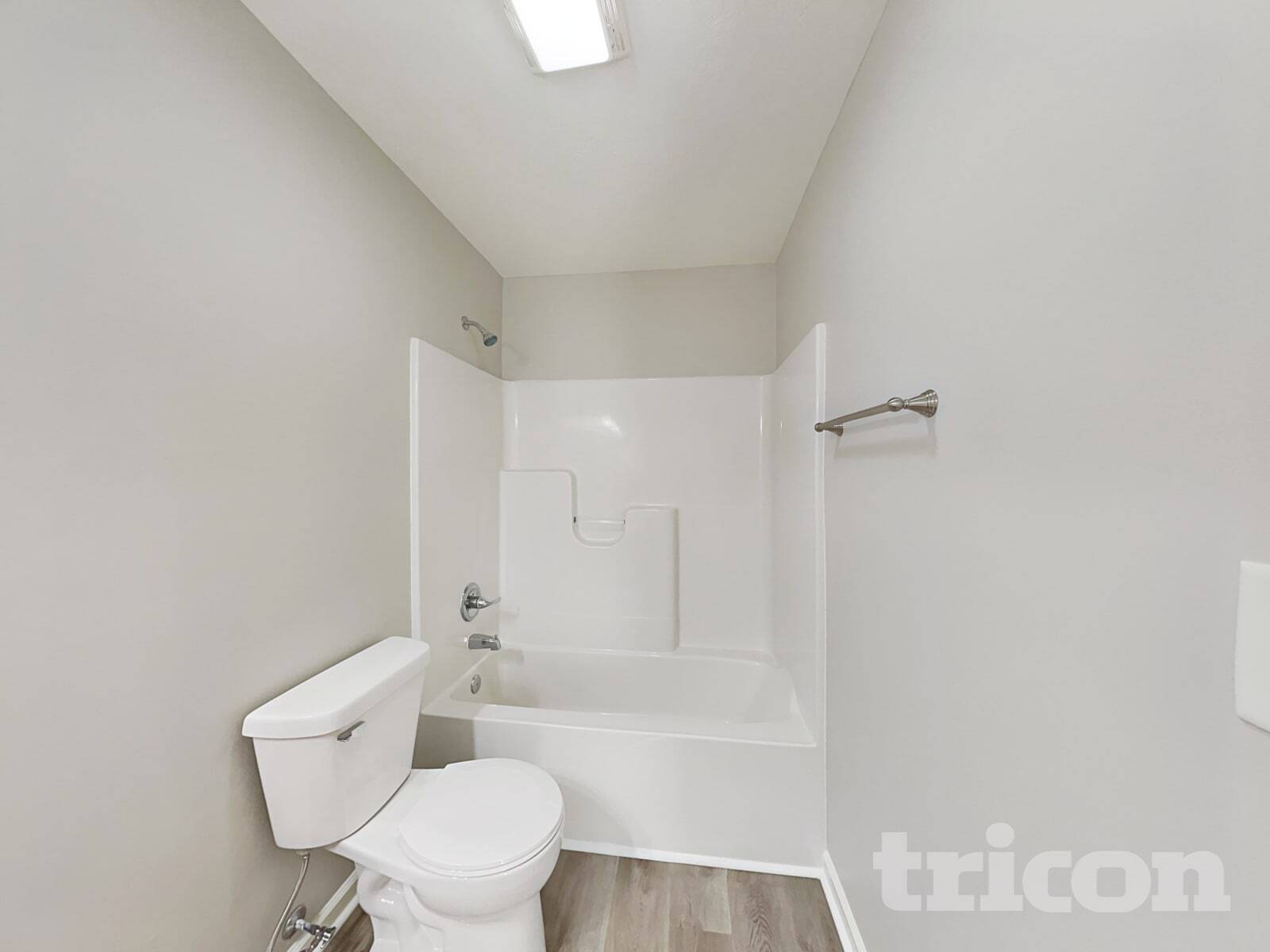 Building Photo - 4083 Magnolia Dr