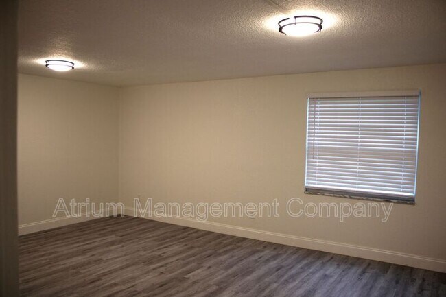 Building Photo - 1310 Fairview Ave