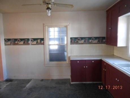 Building Photo - MARBLE HILL - 3BR, 2 Bath, 1 1/2 Stories, ...