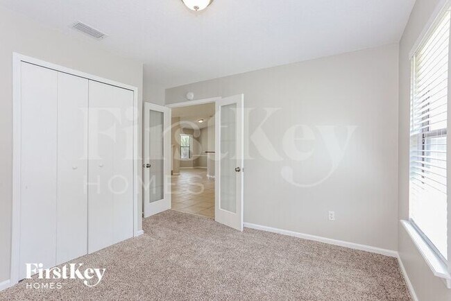 Building Photo - 1645 Ponderosa Pine Dr E