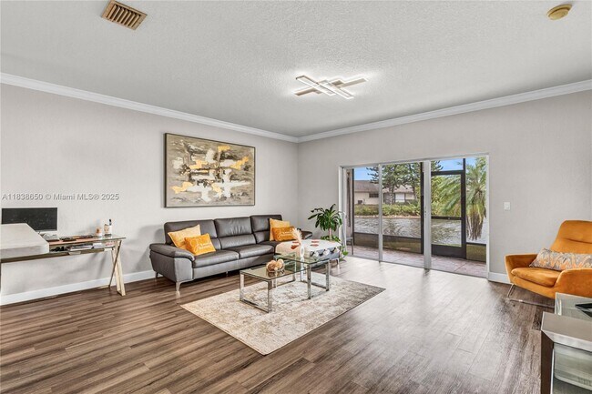 Building Photo - 7602 NW 99th Terrace