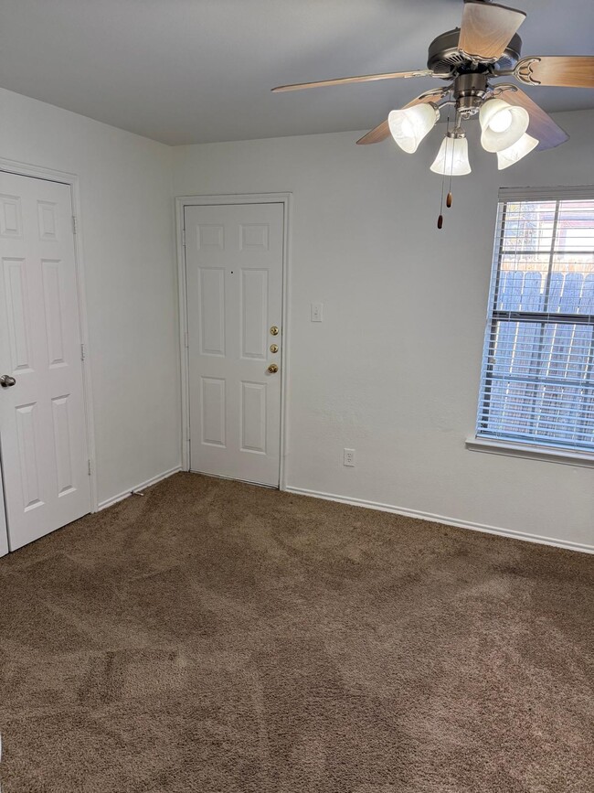 Building Photo - 1920 Galveston Ave