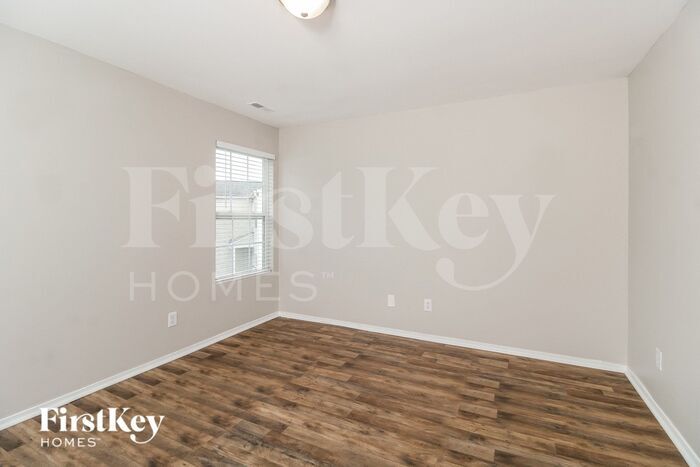 Building Photo - 633 Cambridge Farm Ct